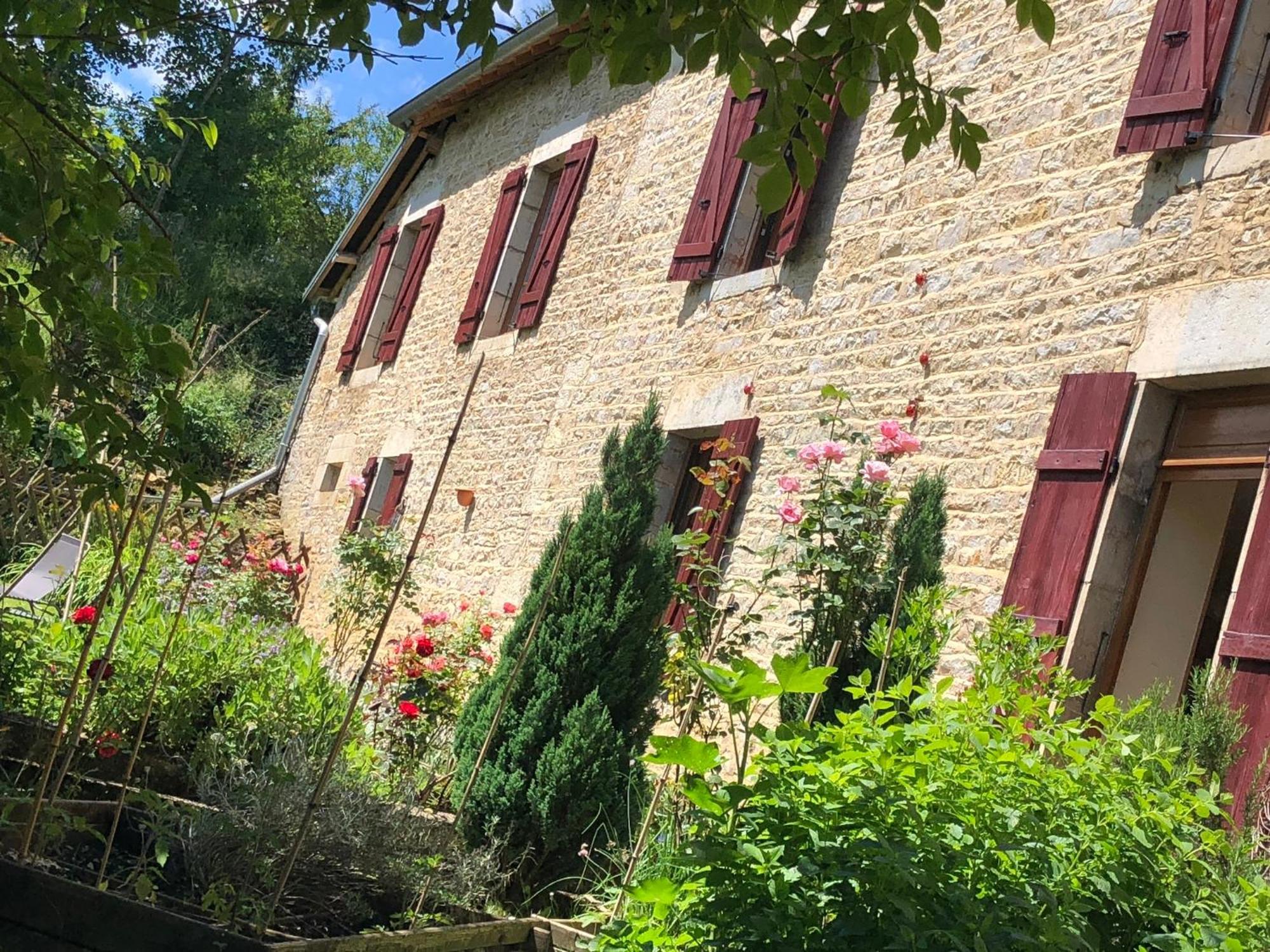 Maison Les Greniers Myon Bagian luar foto